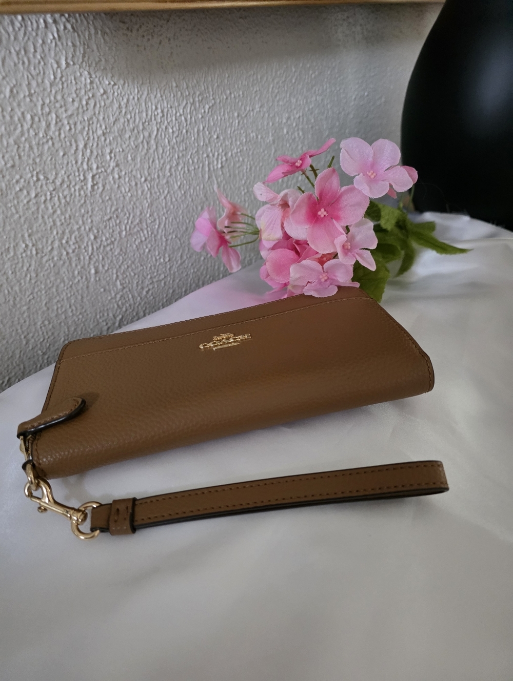 Coach Brown Accordion Zip Around Leather Wallet - Picture 6 of 6